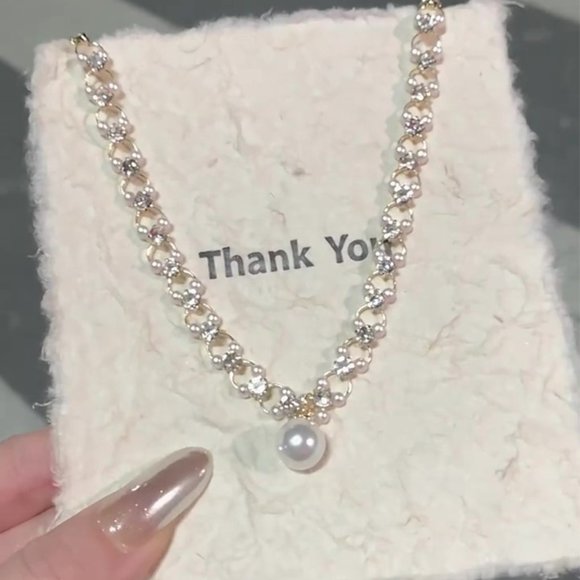 pearl necklace - Picture 1 of 9